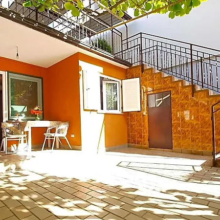 1348 Hotel 4*