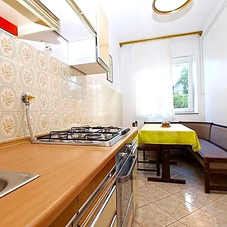 1348 Hotel Pula