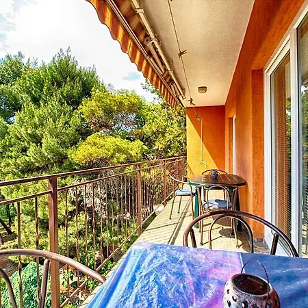 1348 Hotel Pula